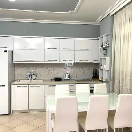 Vasos * Durrës